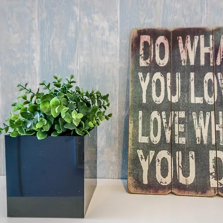 Welcome Here - Tamisa - Parque Das Nacoes *