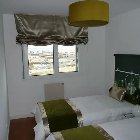 Welcome Here - Tamisa - Parque Das Nacoes Lisbon